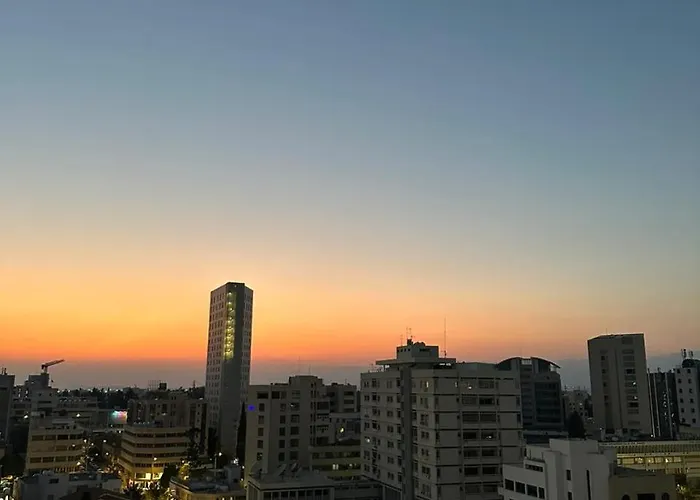 Premium Center 10th Floor Sky View -suite 103